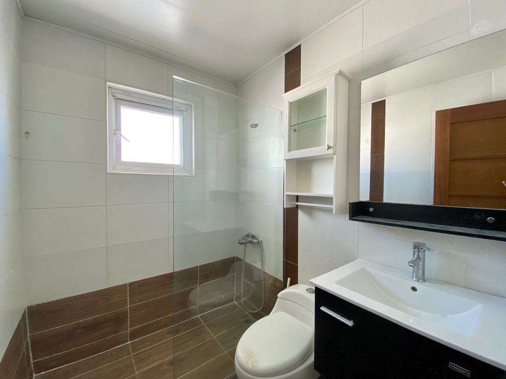 apartamentos - Amplio apartamento en Evaristo Morales 4