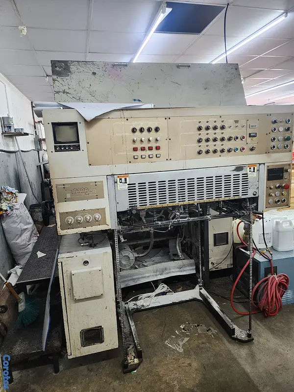 equipos profesionales - Maquina de imprenta impresión  offset akiyama Bestech 28 5
