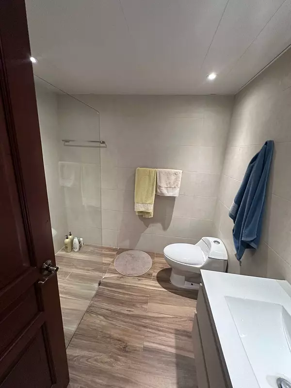 apartamentos - Alquiler de Apartamento Amueblado en Piantini 8