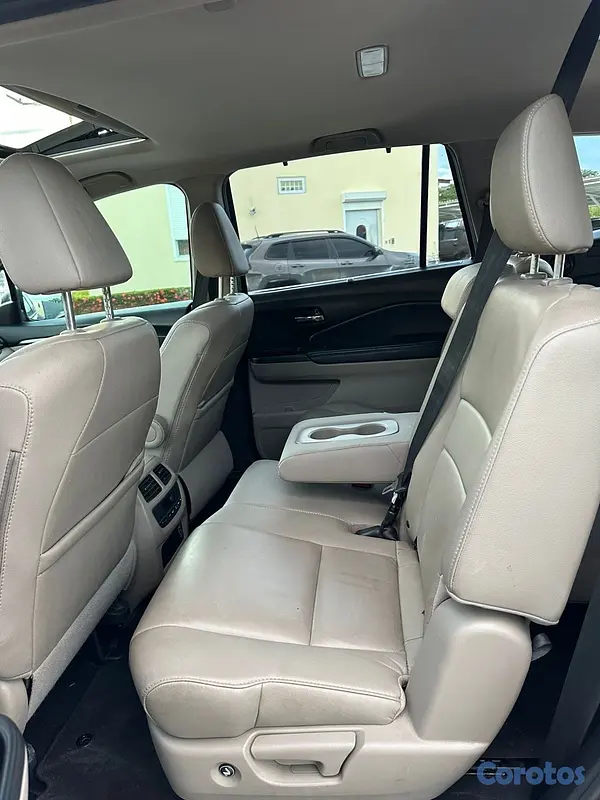 jeepetas y camionetas - Honda pilot 2020 EX 10