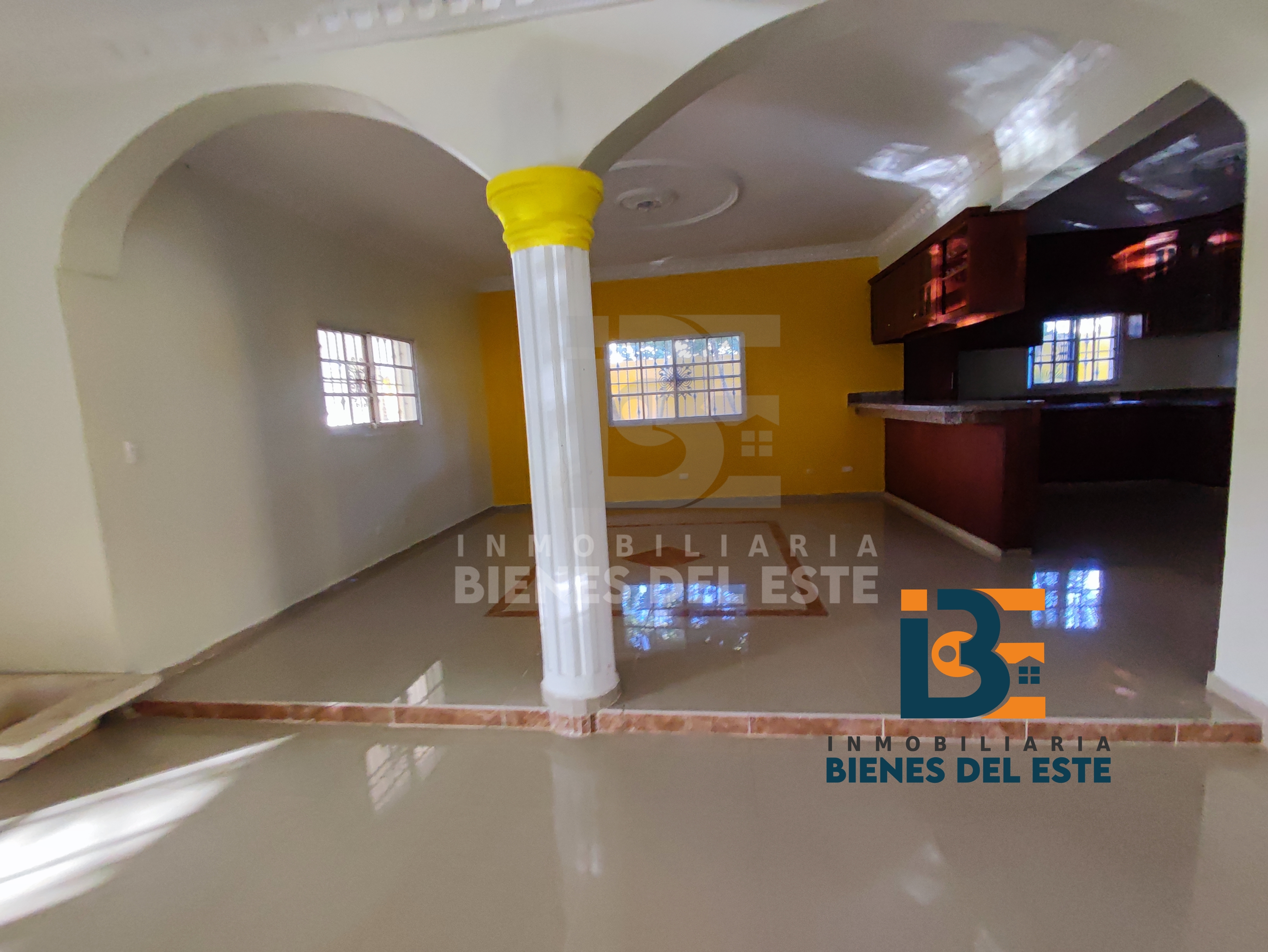 casas - 📍SE RENTA Amplia CASA Con CINCO Habitaciones. 3