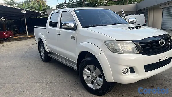 jeepetas y camionetas - Toyota Hilux 4x4 Full 2013. 2