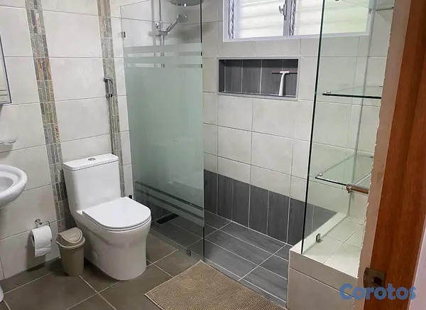 apartamentos - Alquiler de Apartamento Amueblado a pasos del parque Mirador Sur. 2