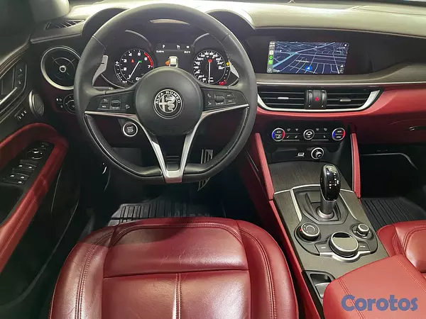 jeepetas y camionetas - Alfa Romeo Stelvio 8
