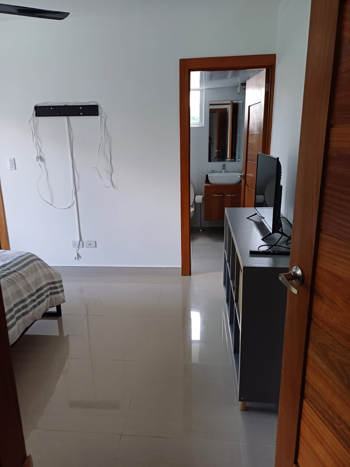 apartamentos - Alquilo apto  amueblado en bella vista norte 9