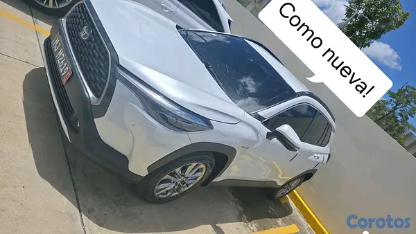 jeepetas y camionetas - Toyota corolla cross híbrido 2022 3