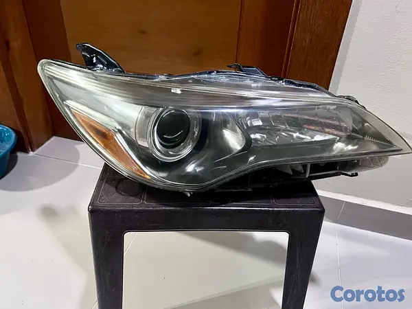 repuestos - faros delanteros de Toyota Camry 2015-2017  4