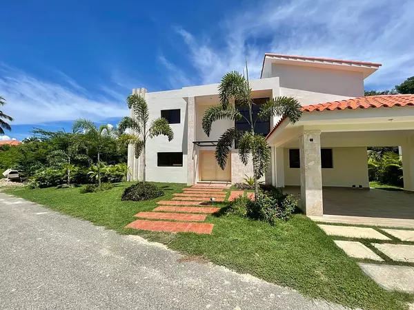 casas vacacionales y villas - VENTA DE VILLA NUEVA 5 HABITACIONES – JUAN DOLIO 3