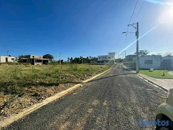 solares y terrenos - solares con título en Santo Domingo cerca de circunvalación cerca del metro  8