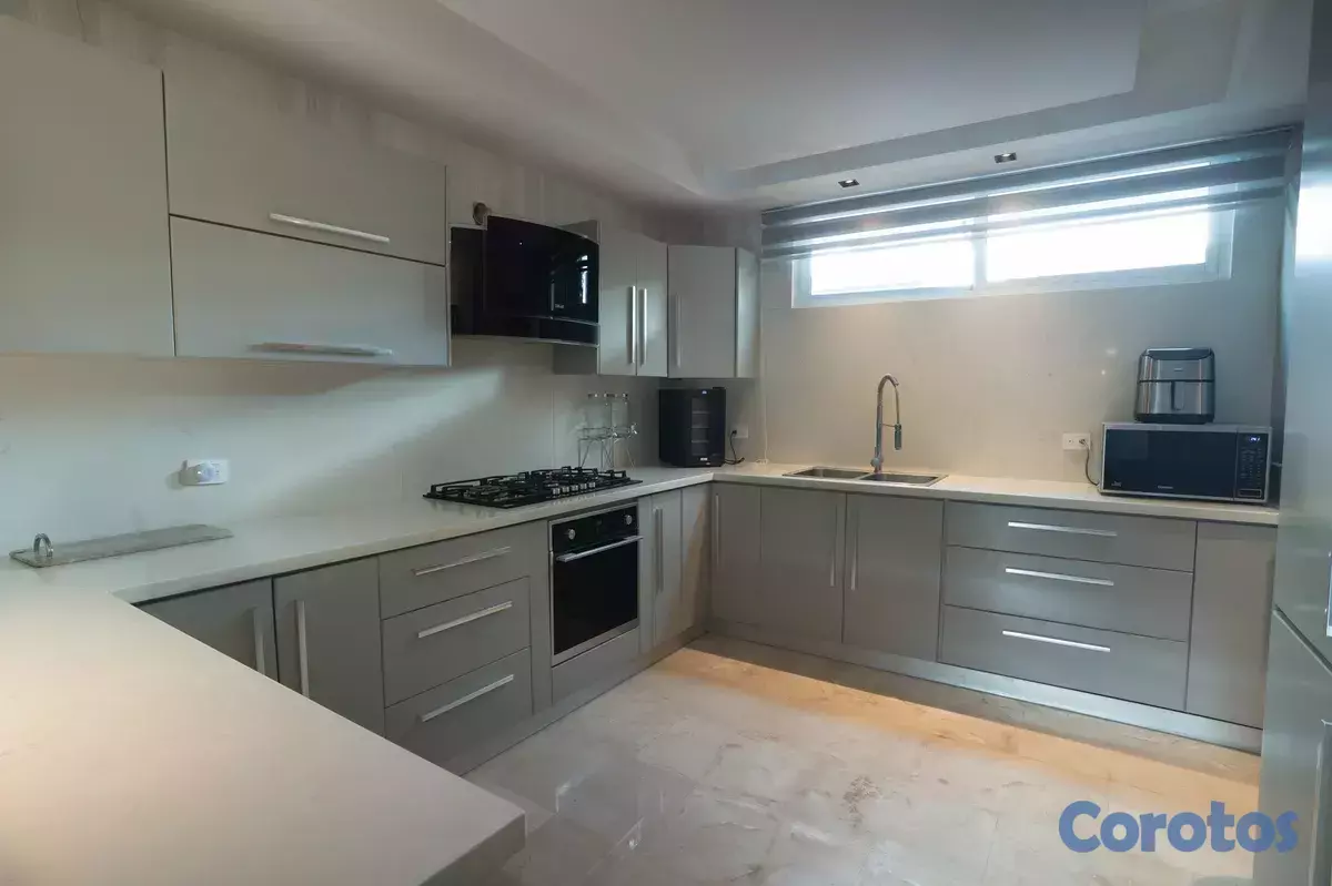 casas vacacionales y villas - VILLA FINAMENTE AMUEBLADA EN PLAYA NUEVA ROMANA 6