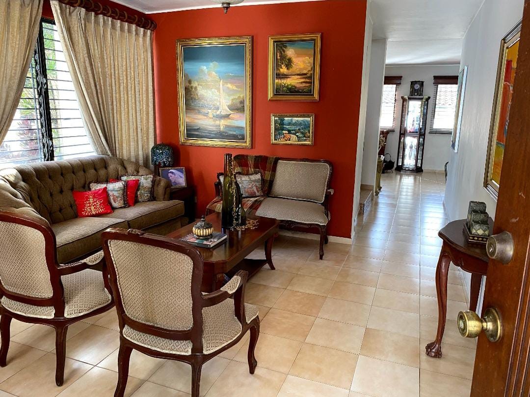 casas - Casa en venta en Cerros de Arroyo Hondo  5