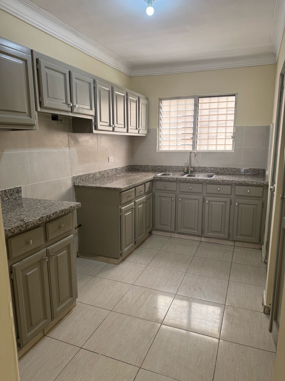 apartamentos - se alquila hermoso apartamento en una de las mejores zonas, un clásico. 
 1