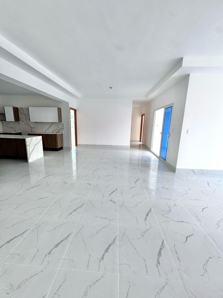 apartamentos - Apartamento de tres habitaciones en Torre de Lujo , Bella vista  2