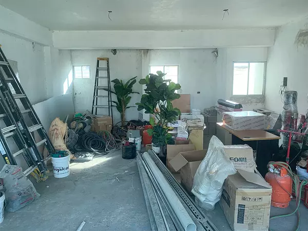 oficinas y locales comerciales - Local en venta arroyo hondo 6