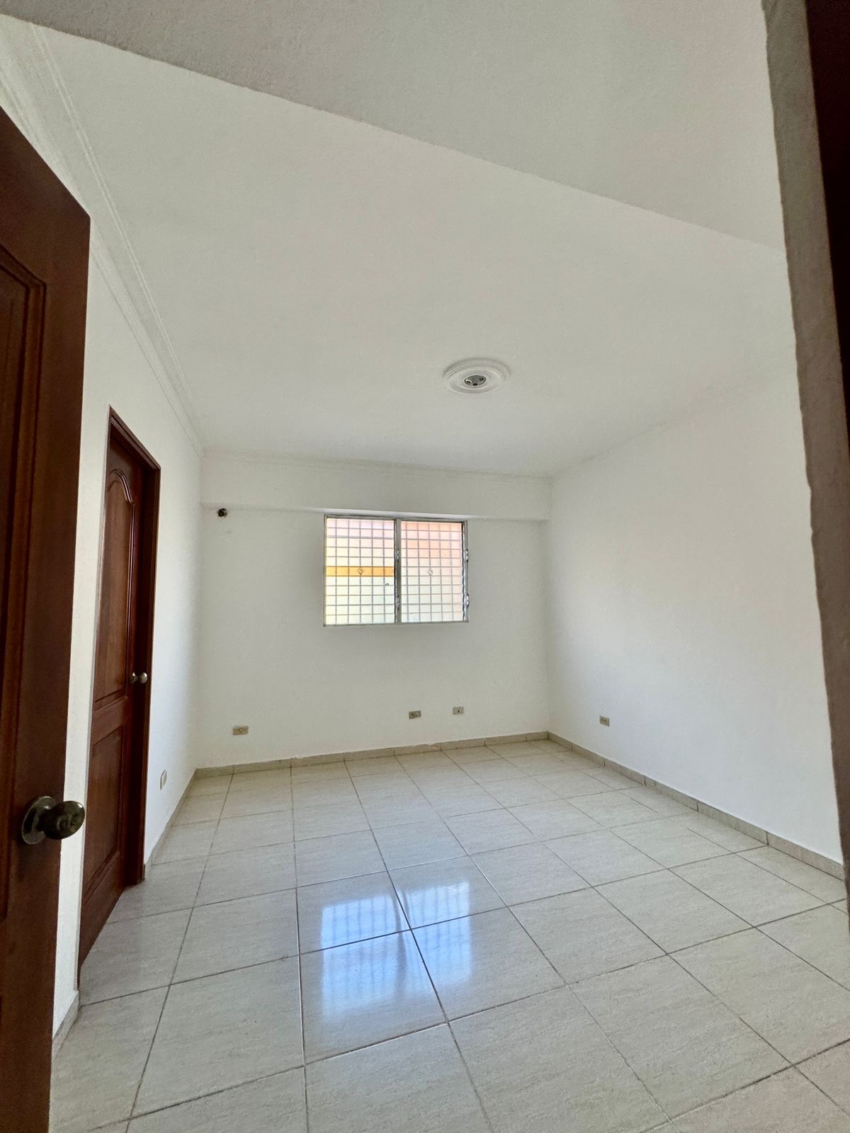 apartamentos - Clásico Pent Hause en el Millón 9