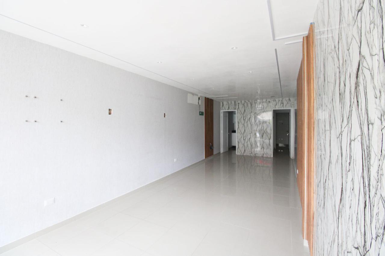 oficinas y locales comerciales - ALQUILO Local Comercial En Piantini 2do Piso 