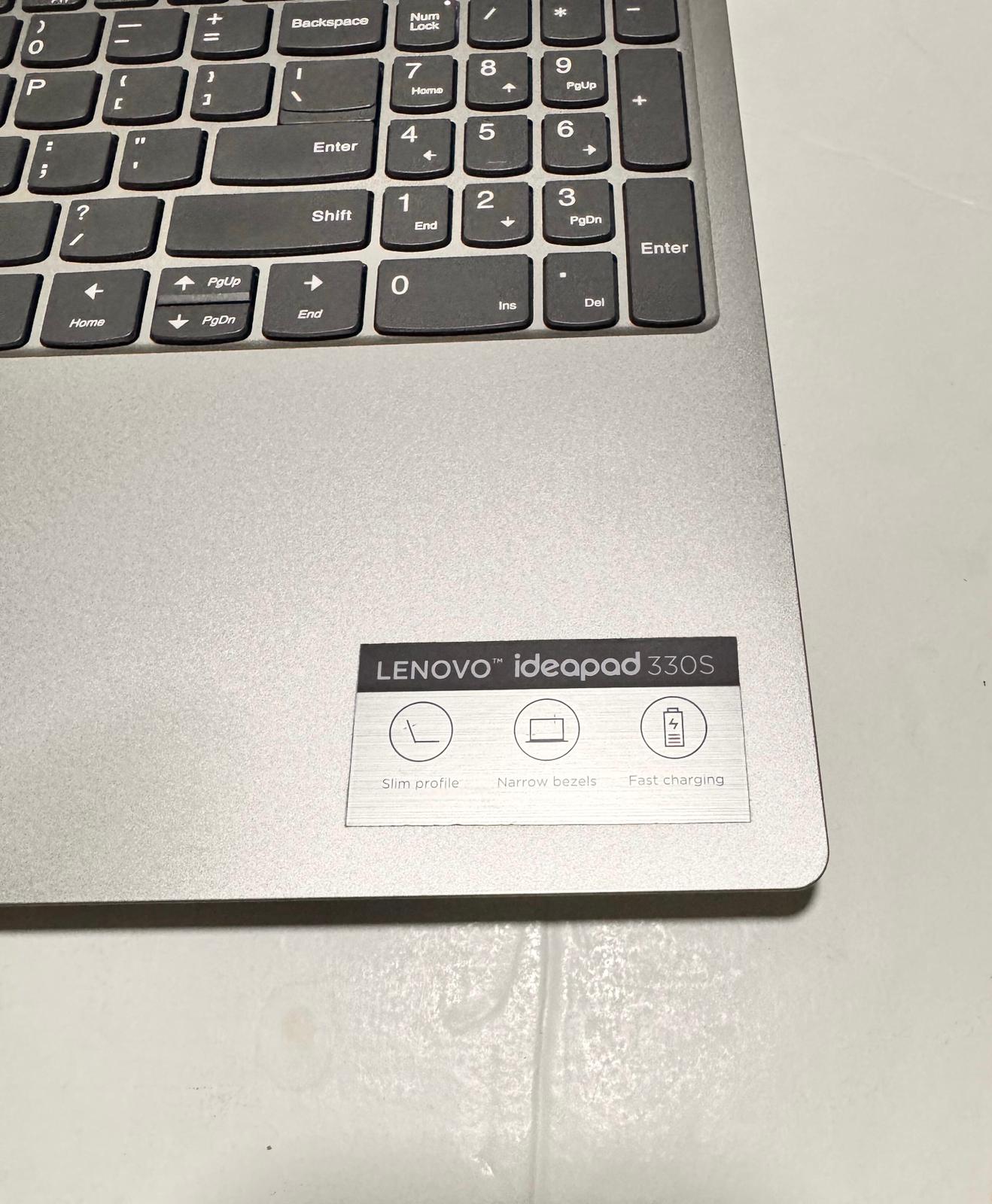 computadoras y laptops - Laptop Lenovo IdeaPad 330s 15,6" FHD, i5 8th gen 6