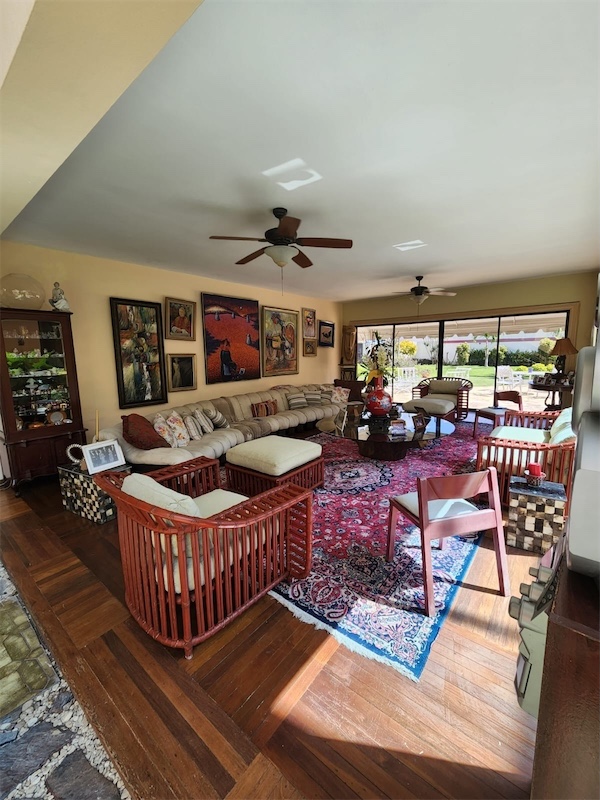 casas - Espectacular Casa/Solar de 2,060 mts² en venta📍Los Cacicazgos Distrito Nacional 6