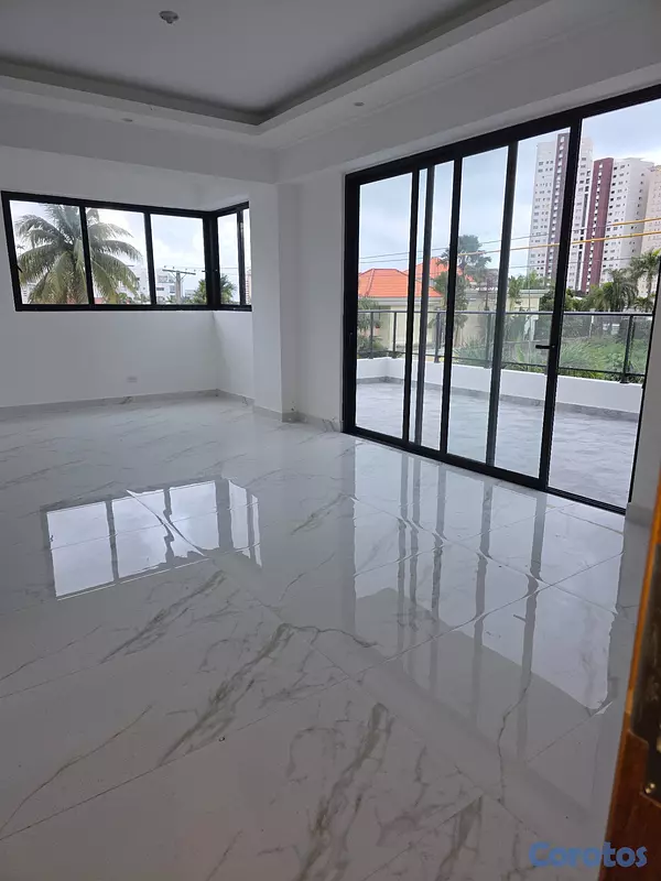apartamentos - Cacicazgos 2da con Terraza Lujoso Apto. con Acabados de 1era excelente ubicación 3
