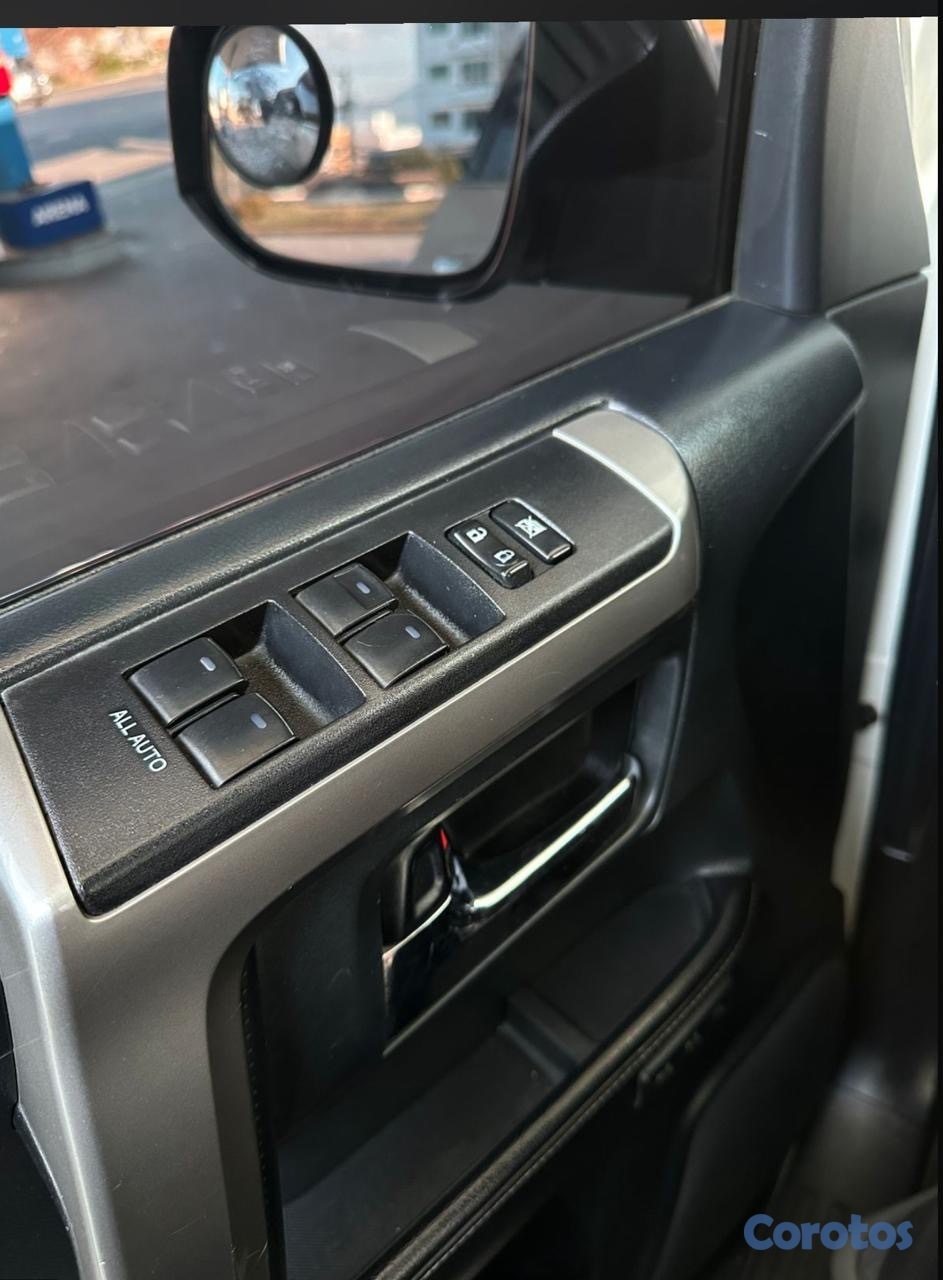 jeepetas y camionetas - Toyota 4runner 2015 5