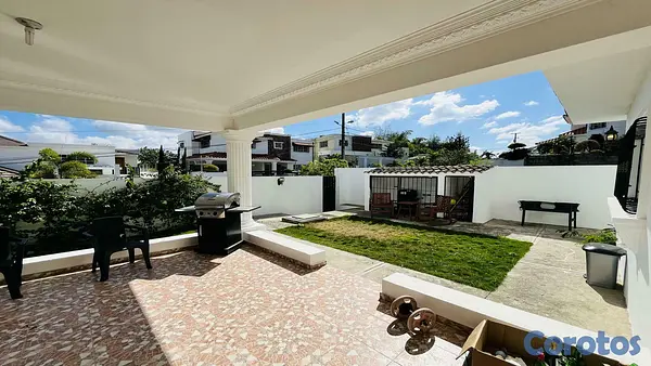 casas - Se vende Casa amueblada en Cuesta Hermosa III 9