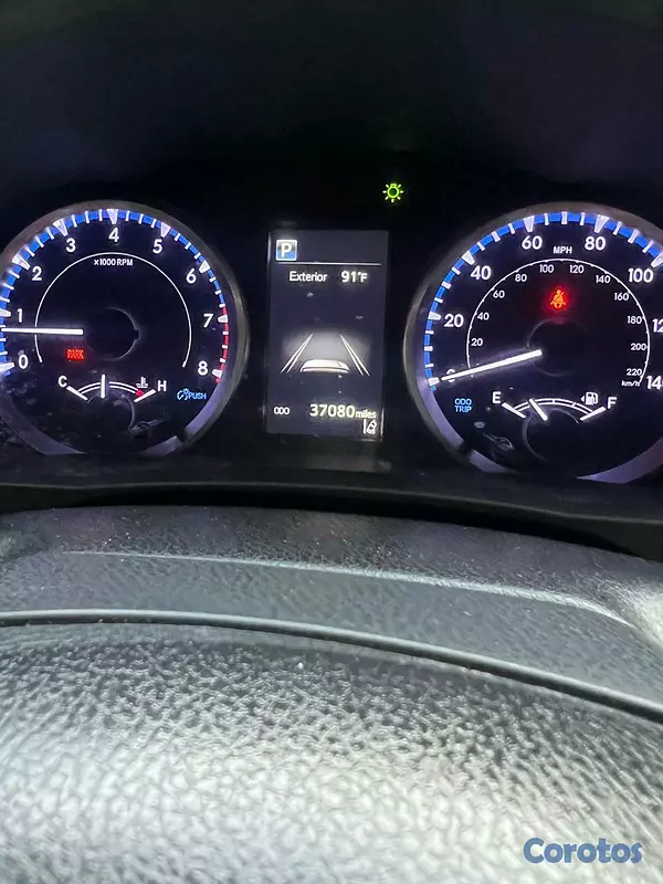 jeepetas y camionetas - Toyota higlander xle 2019 7