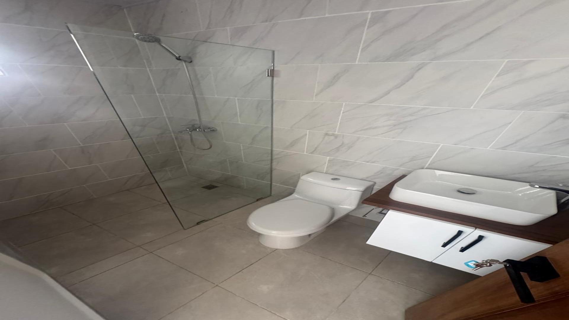 apartamentos - APARTAMENTO EN PISO ALTO CON LINEA BLANCA EN LA ESMERALDA SANTIAGO 8