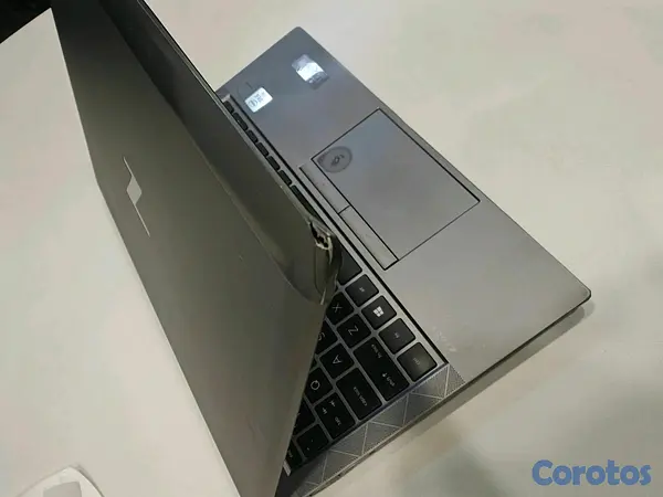 computadoras y laptops - HP Zbook Firefly G7 i5 10Gen 256GB/16GB 6