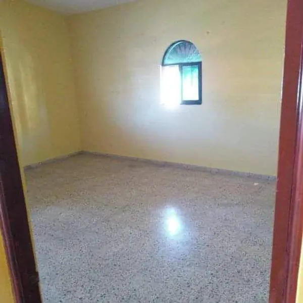 casas - VENDO Casa en Reparto Los Tres Ojos 6