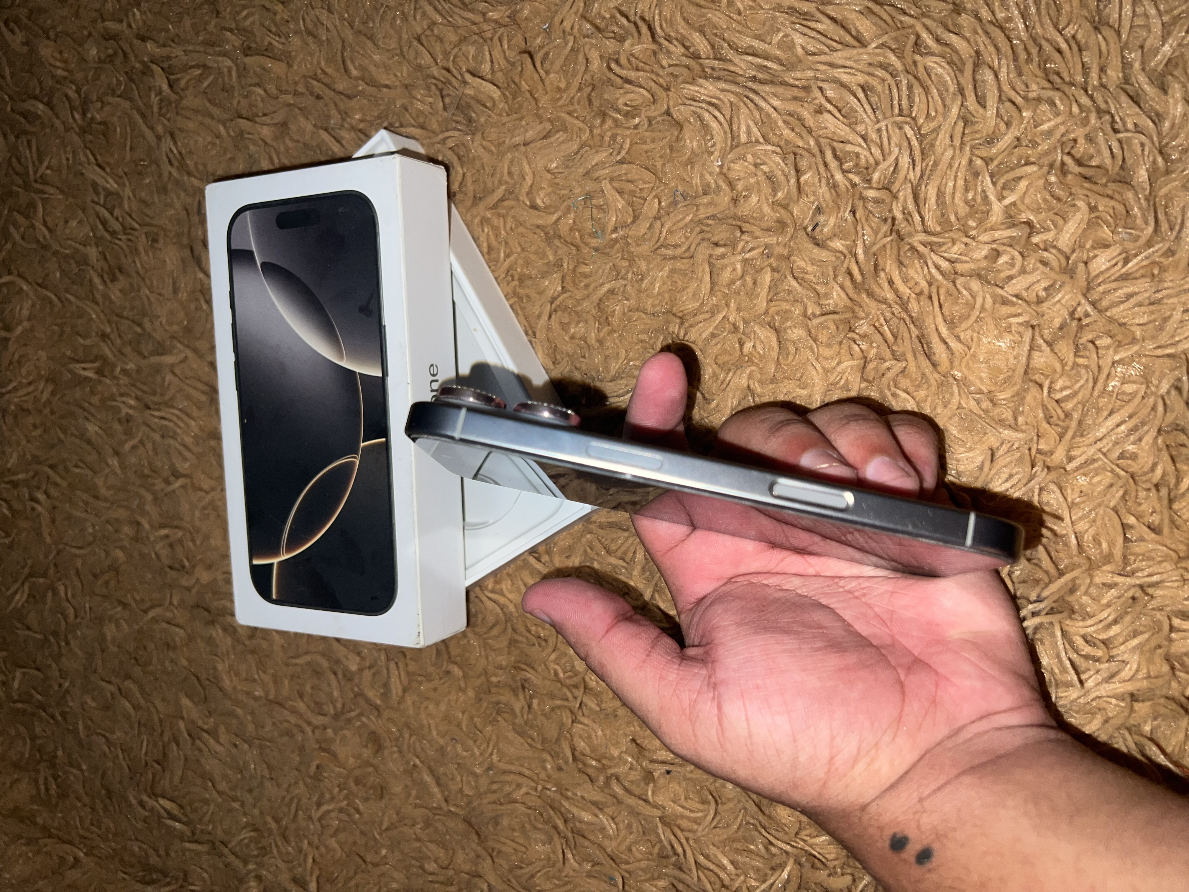 celulares y tabletas - Nuevo en su caja incluye sus accesorios  4