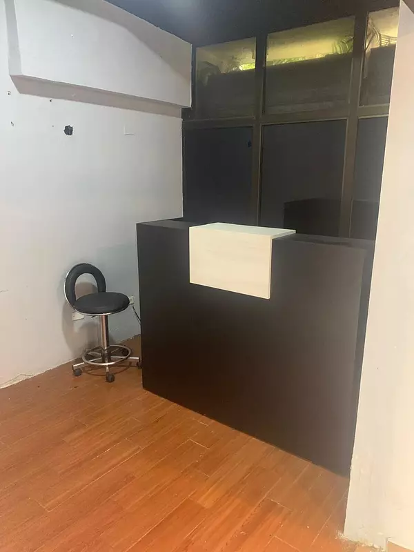 oficinas y locales comerciales - Local céntrico en Bella Vista 6