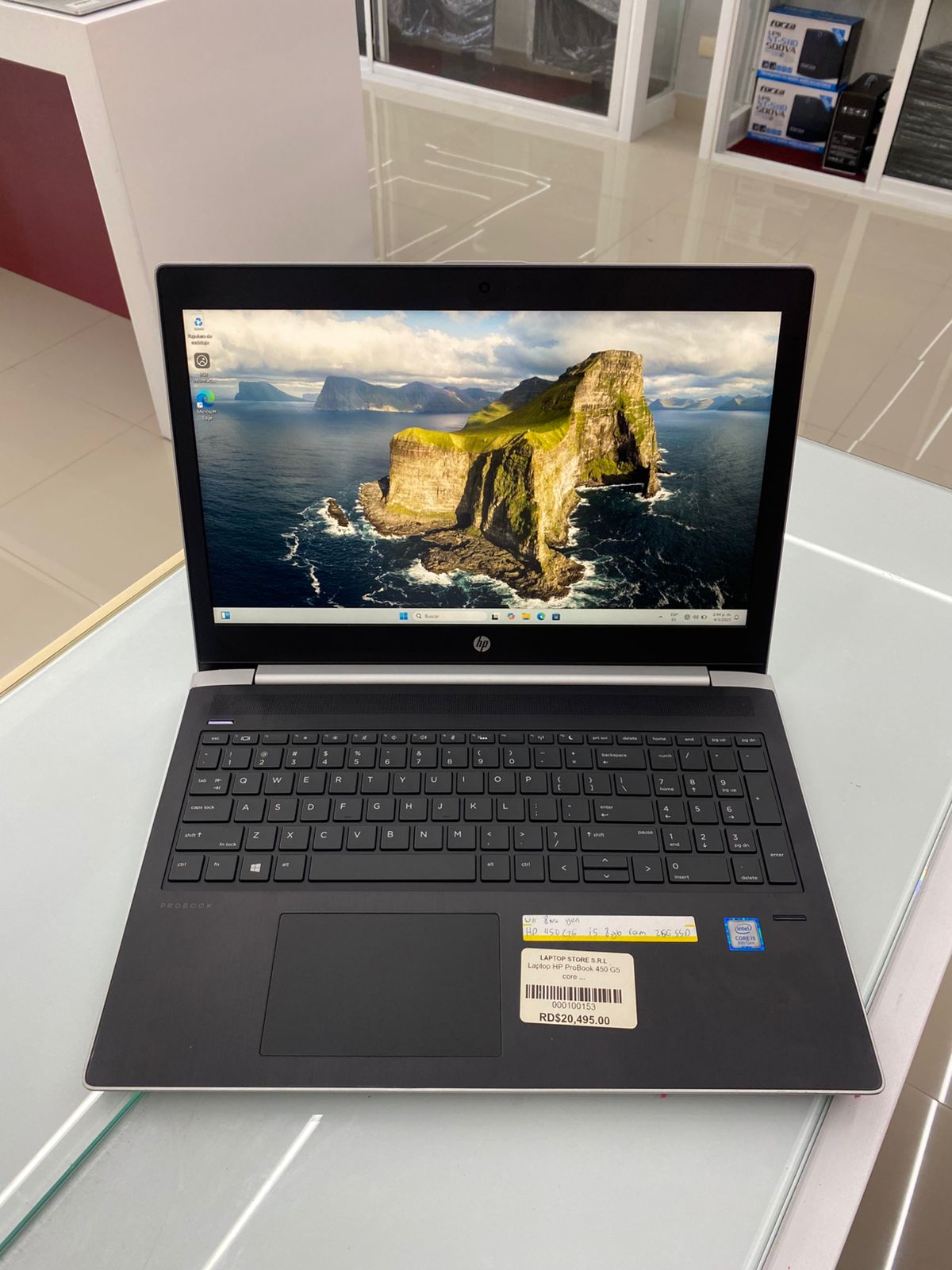 computadoras y laptops - Laptop HP ProBook 450 G5 15.6" i5 7ma Gen 8GB RAM  0