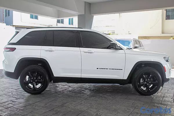 jeepetas y camionetas - Jeep Grand Cherokee Altitude 3