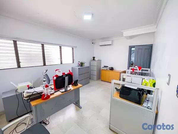 oficinas y locales comerciales - se vende local comercial- Santo Domingo  10