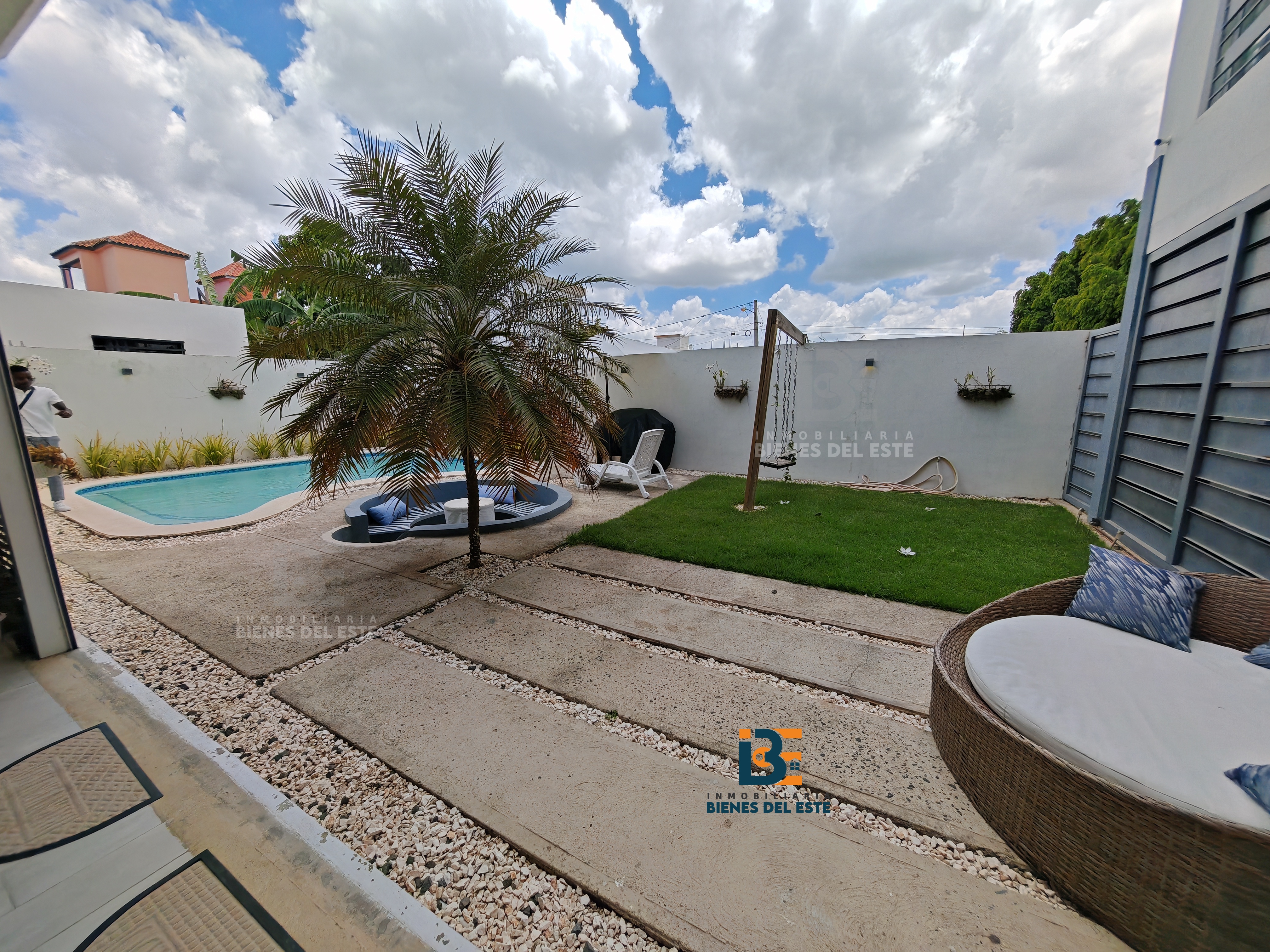 casas - Vendo moderna Casa con finos detalles. 5