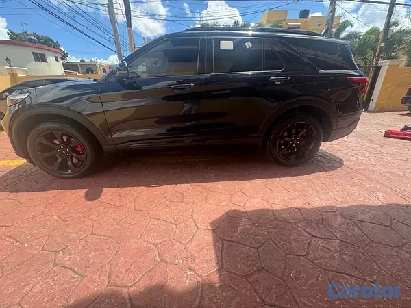 jeepetas y camionetas - Ford Explorer ST 2020
 3