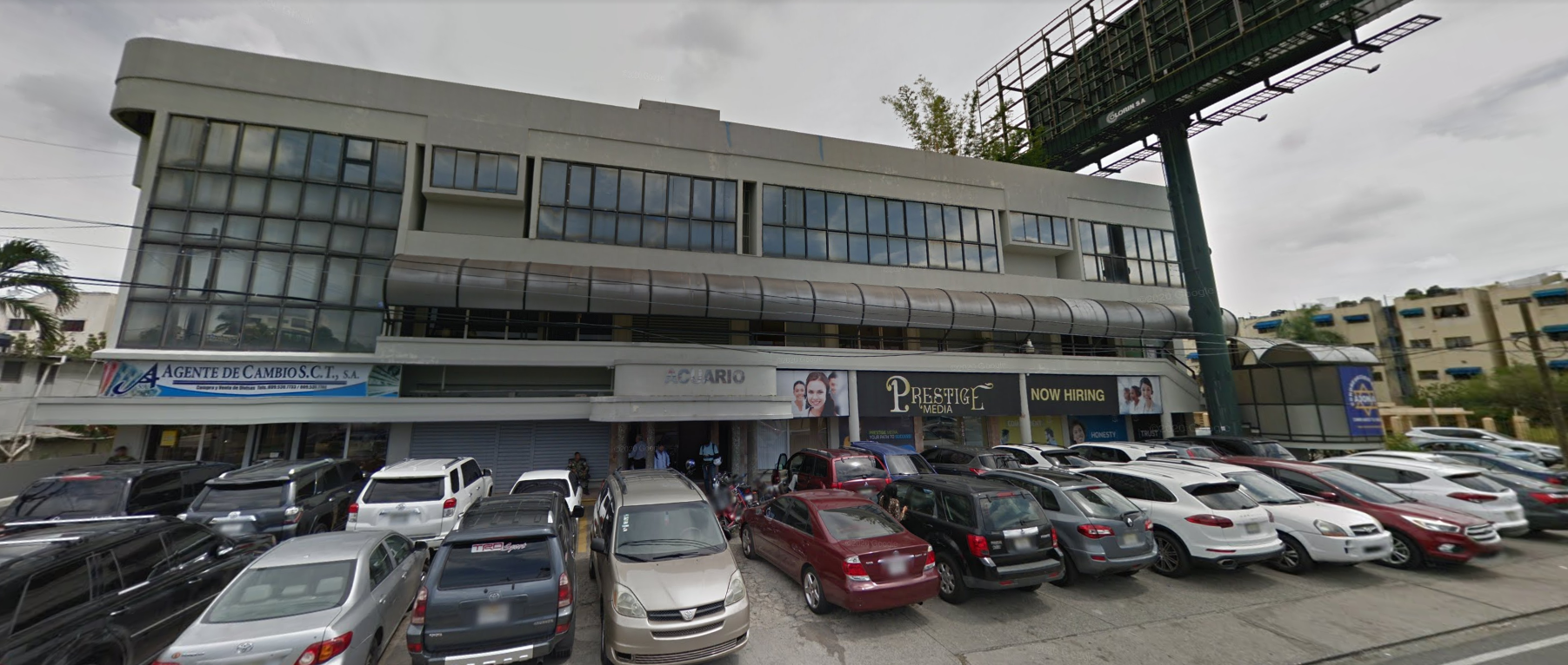 oficinas y locales comerciales - Local Comercial En La 27 de Febrero de 1,400 MTS  0