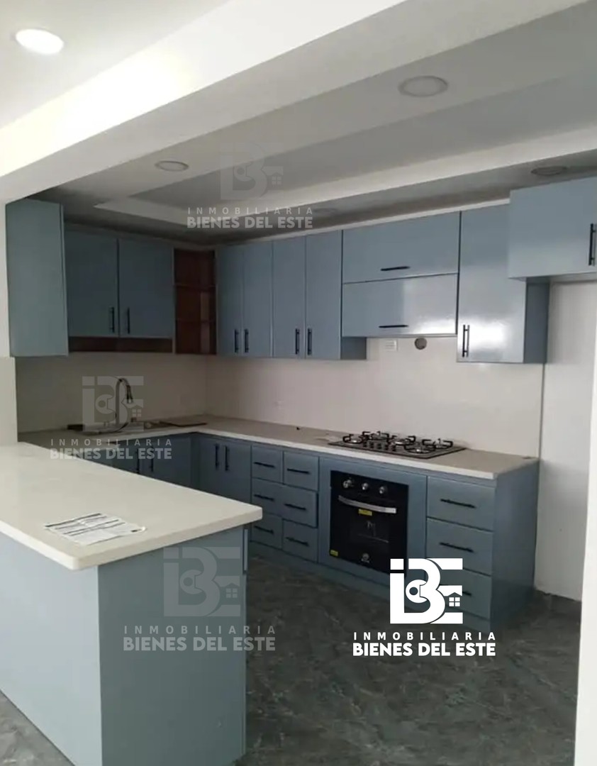 casas -  Casa con Piscina ubicada en Residencial Naime Etapa III 1