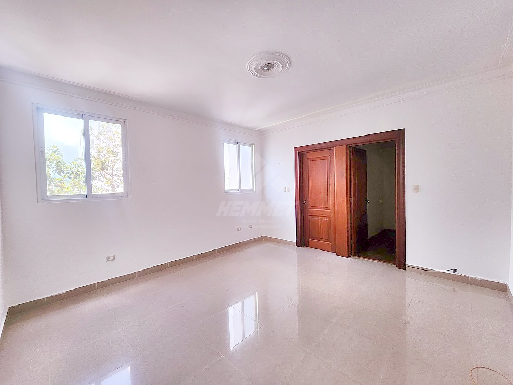 apartamentos - CENTRICO Y ESPACIOSO APARTAMENTO LA ESPANOLA STGO. 6