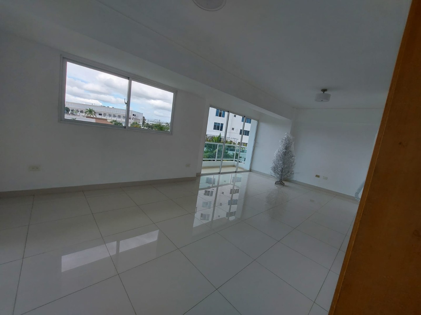 apartamentos - VENDO Hermoso y Amplio Apto de 2 Habitaciones En El Renacimiento. Código: PD216 6