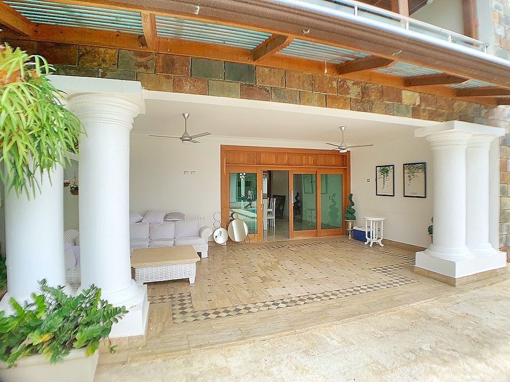 casas - Casa en alquiler en Villa María, Santiago, cerca de todo 2