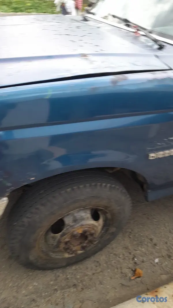 jeepetas y camionetas - Ford 350 año 1990 en buen estado 5