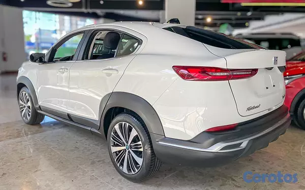 jeepetas y camionetas - Fiat Fastback Audace 2024 5