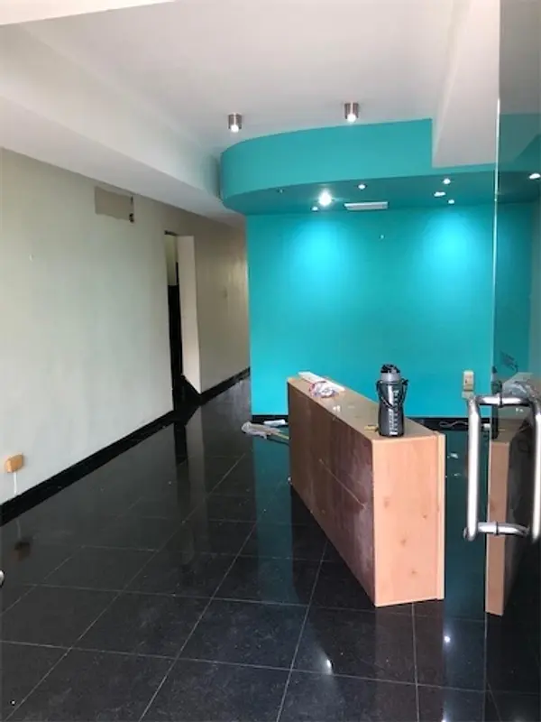 oficinas y locales comerciales - Amplio local en Naco 683 m 3