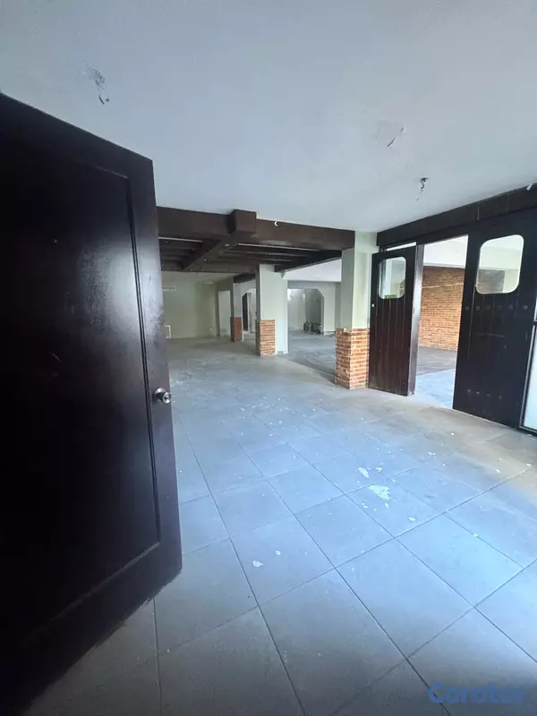 oficinas y locales comerciales - LOCAL COMERCIAL  2