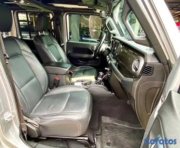 jeepetas y camionetas -  Jeep Wrangler Unlimited Sahara 4WD 2020 12