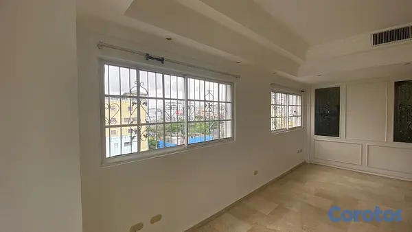 apartamentos - Venta de Espectacular penthouse de 378 m², de Dos Niveles – Bella Vista Sur 10