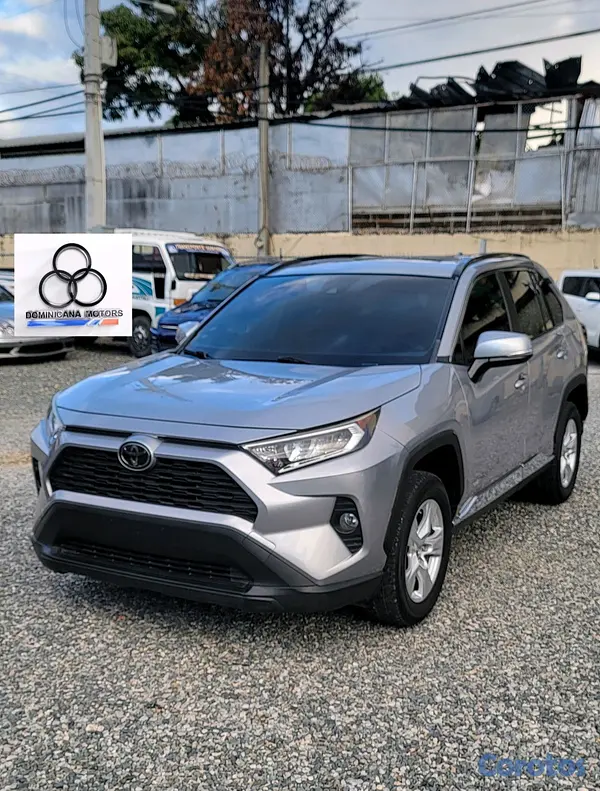 jeepetas y camionetas - TOYOTA RAV4 LE 2019 3