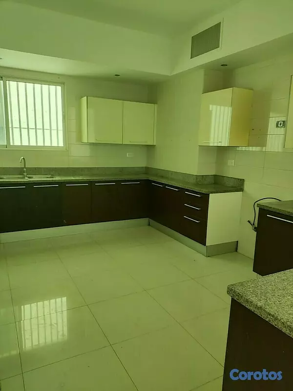 apartamentos - APARTAMENTO Amueblado de 270 metros DE 3 HABITACIONES en El Real 6