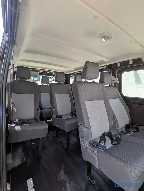 jeepetas y camionetas - NISSAN CARAVAN NV350 9